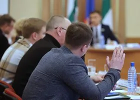 Богатые бизнесмены, врач и юристы: кто не пошел на новый срок в думу Кургана