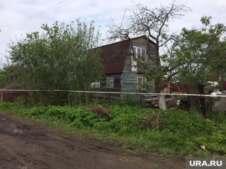 В этом садовом домике погибли 9 человек