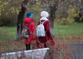 Семьям убитых в Кузбассе школьниц окажут помощь