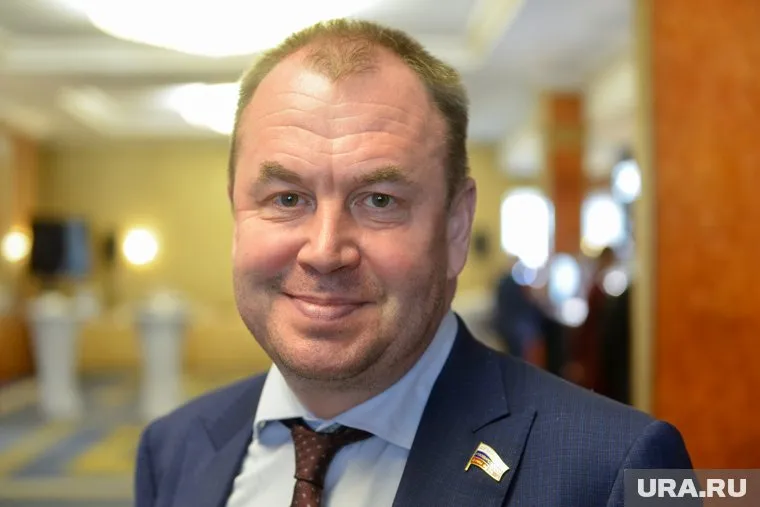 Станислав Наумов оказался в числе депутатов, опубликовавших сведения о доходах