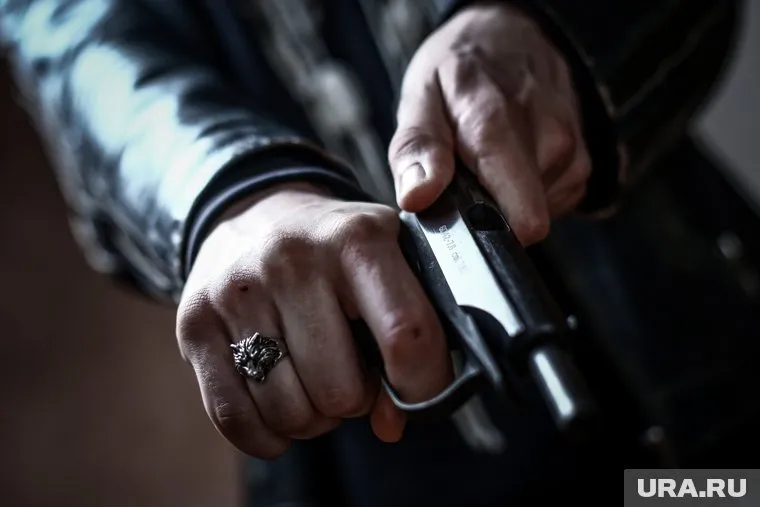 Таксист дважды стрелял в направлении пострадавшего