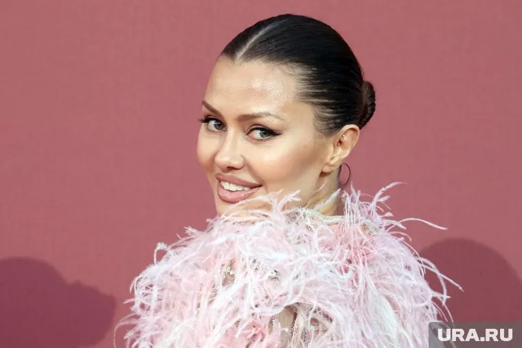 Стоун и Сысоева ссорились на шоу «Выжить в Дубае», заявила Боня