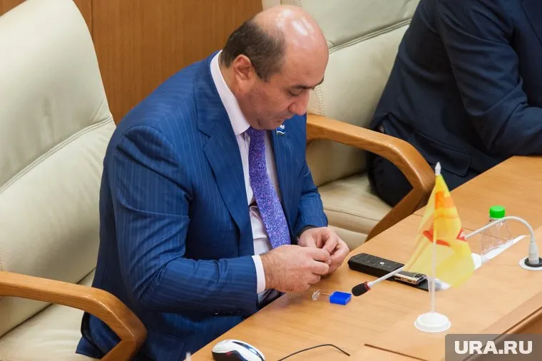 Карапетян пока не знает, что вызван на мандатную комиссию