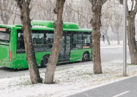 Жители ХМАО массово жалуются на сбои в работе общественного транспорта