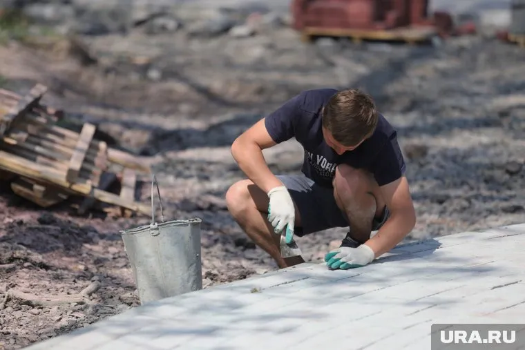 Тротуар с обогревом появится на одной из центральных улиц Перми — Петропавловской