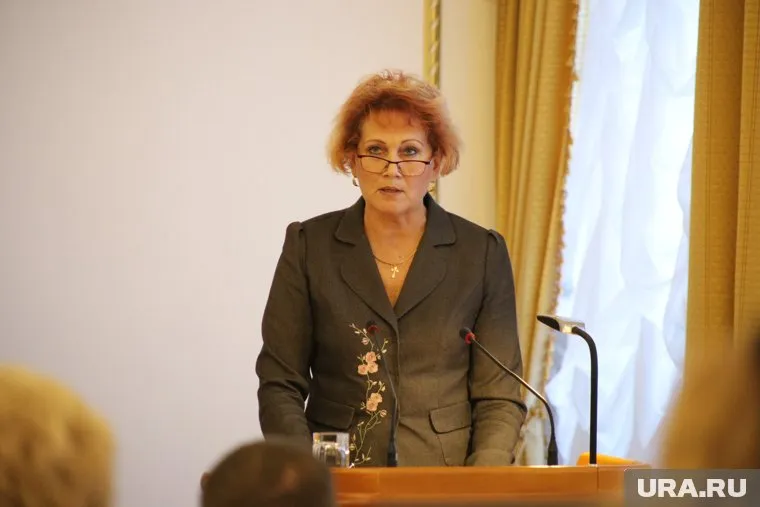 Елена Островских стала первым заместителем директора депздрава