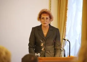 Елена Островских получила новую должность в депздраве Курганской области