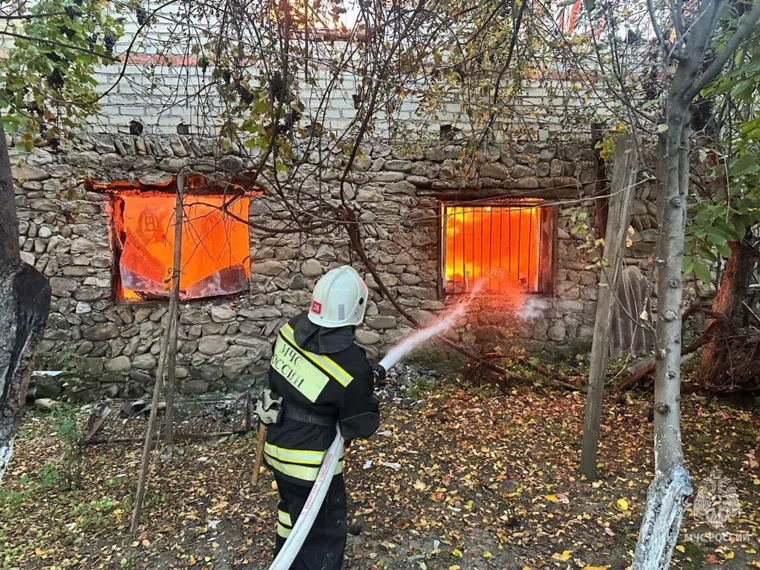Площадь пожара в Дагестане увеличилась до 1800 квадратных метров
