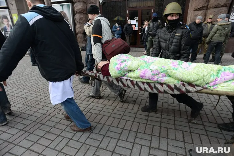 Раненых украинцев определено спасать в последнюю очередь