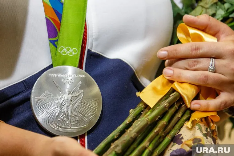 Российские спортсмены не смогут выступать под флагом РФ четыре года