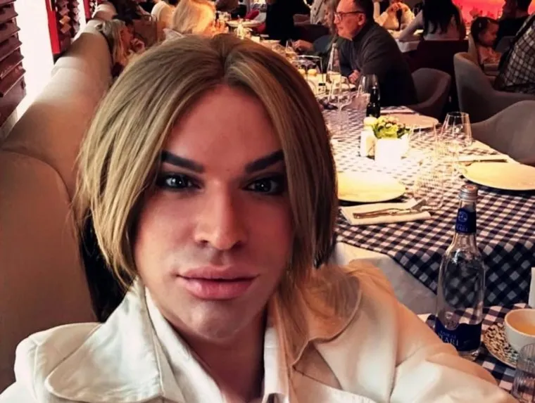 Гоген снова требует адвоката