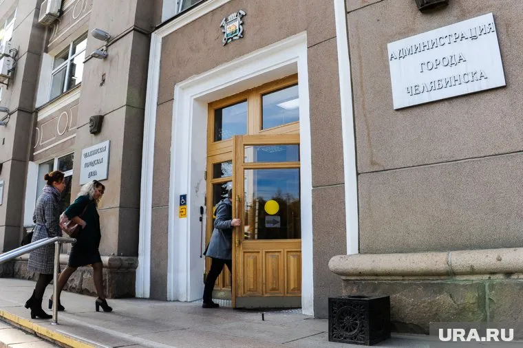 Пока кандидаты в мэры не спешат сдавать документы