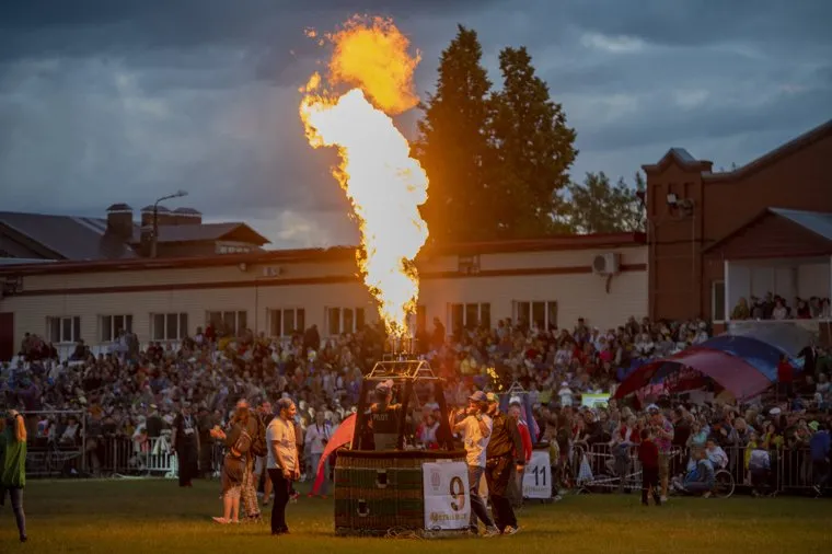 Открытие XX фестиваля воздухоплавателей "Небесная ярмарка". Кунгур