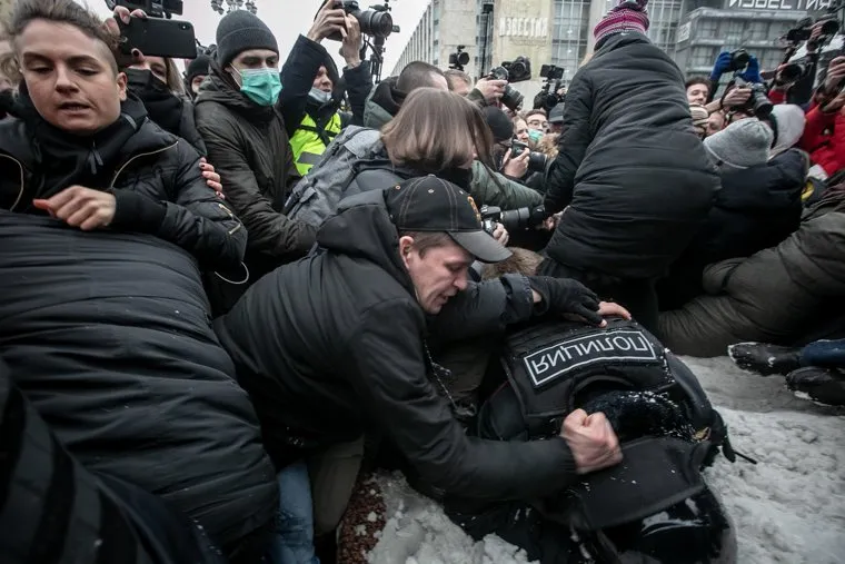 Несанкционированный митинг оппозиции. Москва