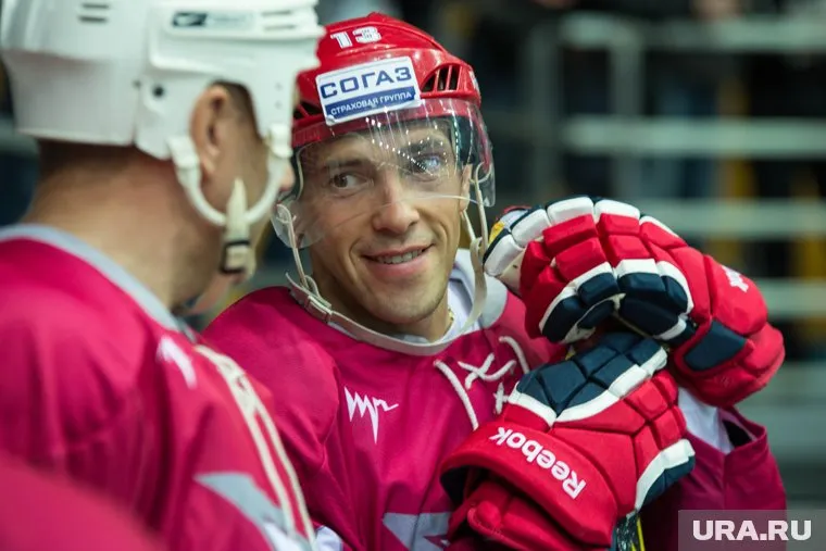 Павлу Дацюку и еще трем уральским хоккеистам разрешили поехать в Пхенчхан