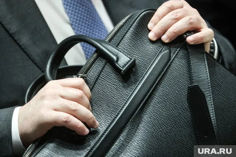 Пауза займет от семи до десяти дней, говорят чиновники