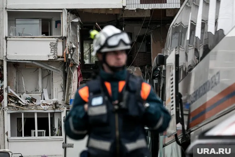 В Белгороде обрушился подъезд многоэтажного дома после обстрела ВСУ (архивное фото)