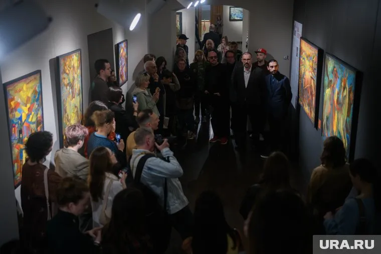 В музеи отметили, что вандал на камеры видеонаблюдения не попал