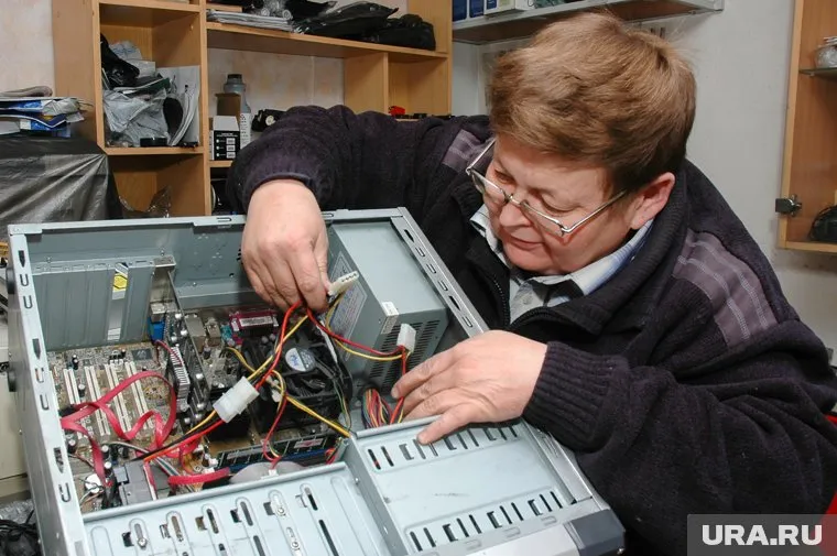 Более всего «возрастных» работников интересует работа в сфере IT