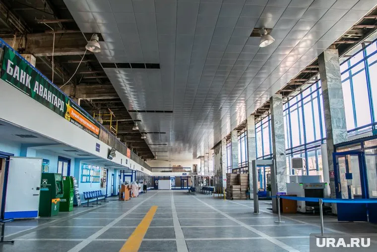 На аэровокзале новый потолок и освещение