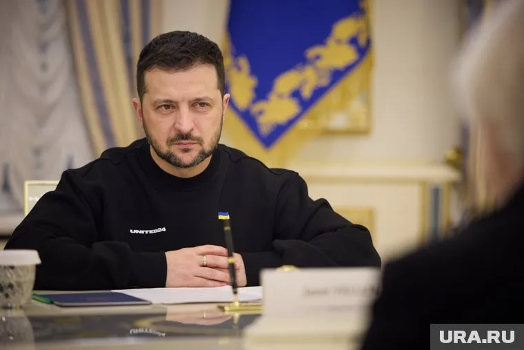 Зеленский заявил, что хотел встретиться с представителями Китая, однако те не согласились