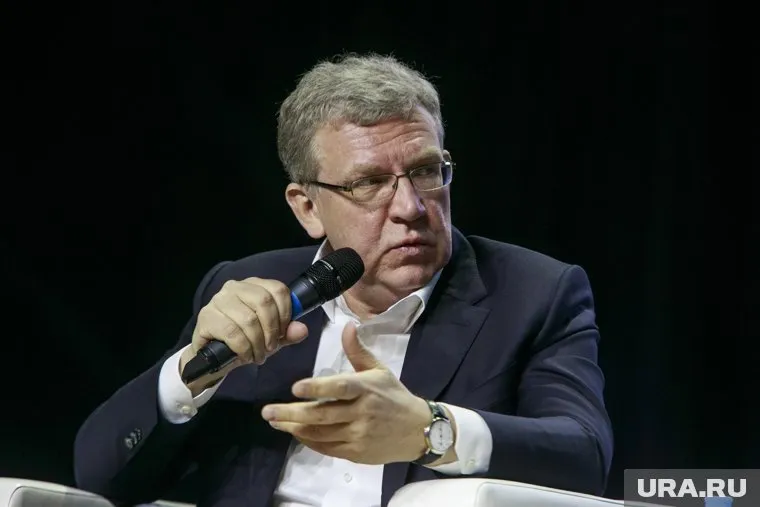 По мнению Алексея Кудрина, власть в России сегодня недостаточно открыта