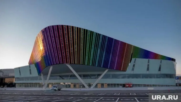 Накануне строители ввели конгресс-холл в эксплуатацию