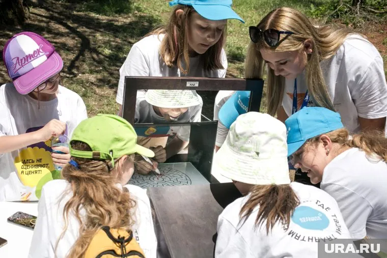 Школьники со всей России получили возможность попасть в социальный лифт