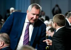 Раненого Рогозина срочно везут в Москву