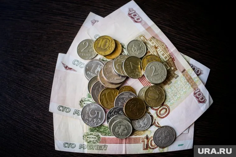 Правительству может понадобиться ужесточить требования к стажу будущих пенсионеров и повысить страховые взносы для бизнеса