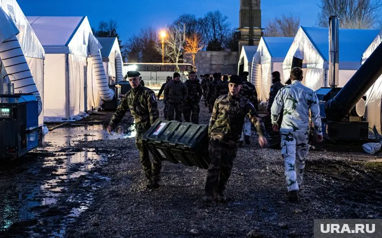НАТО столкнулась с дефицитом военной техники и вооружения, сообщает Томаш Шатковский