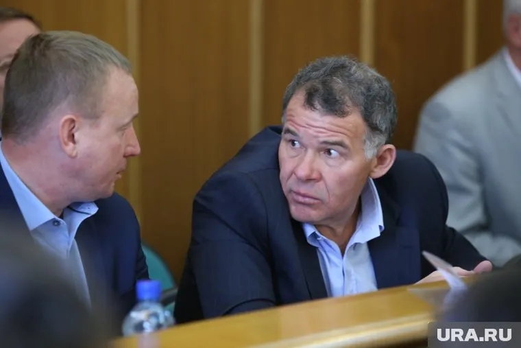 Таких цен за кресло в гордуме еще не было