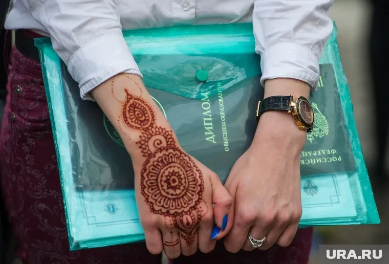 Работы студентов проверят на списывание