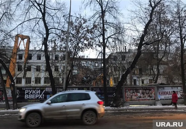 На этом месте будет построено 27-этажное здание