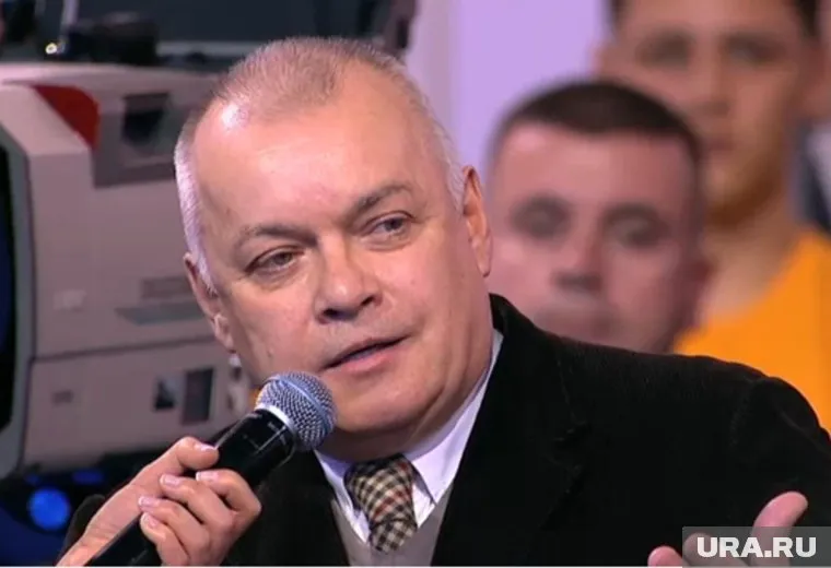 Дмитрий Киселев вынужденно сменил имидж