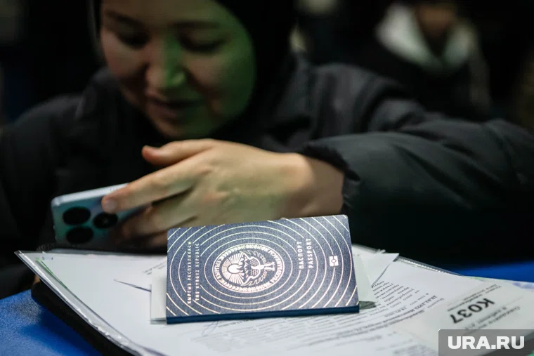 Мигрант из Таджикистана столкнулся с трудностями при переезде в Россию