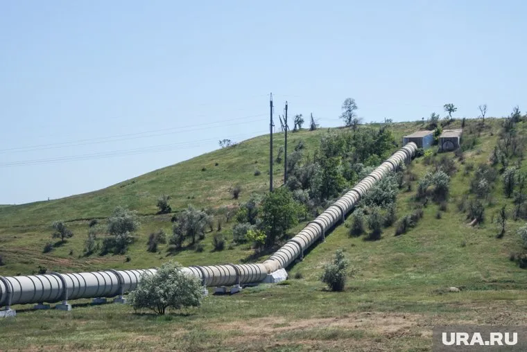 Крым может остаться без воды после повреждения Каховской ГЭС, отметил Владимир Леонтьев