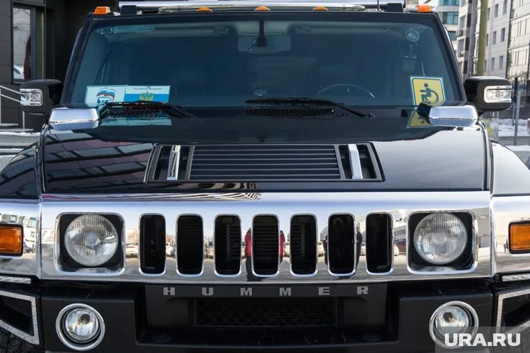 В Сургуте владельцы джипов Hummer присоединились к автопробегу