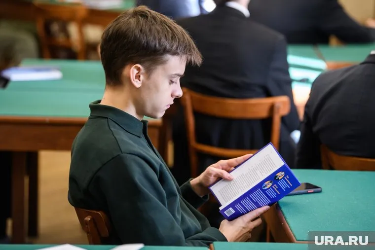 В ЯНАО действует широкая программа поддержки студентов