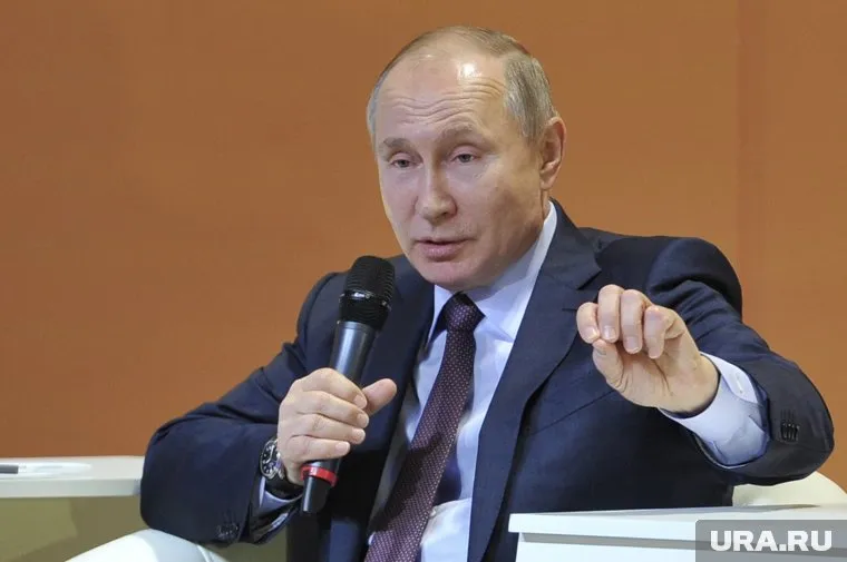 Владимир Путин может задержаться в Свердловской области