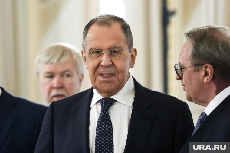 Захват президента Мадуро и его супруги является бессудным содержанием в тюрьме, сказал Лавров 