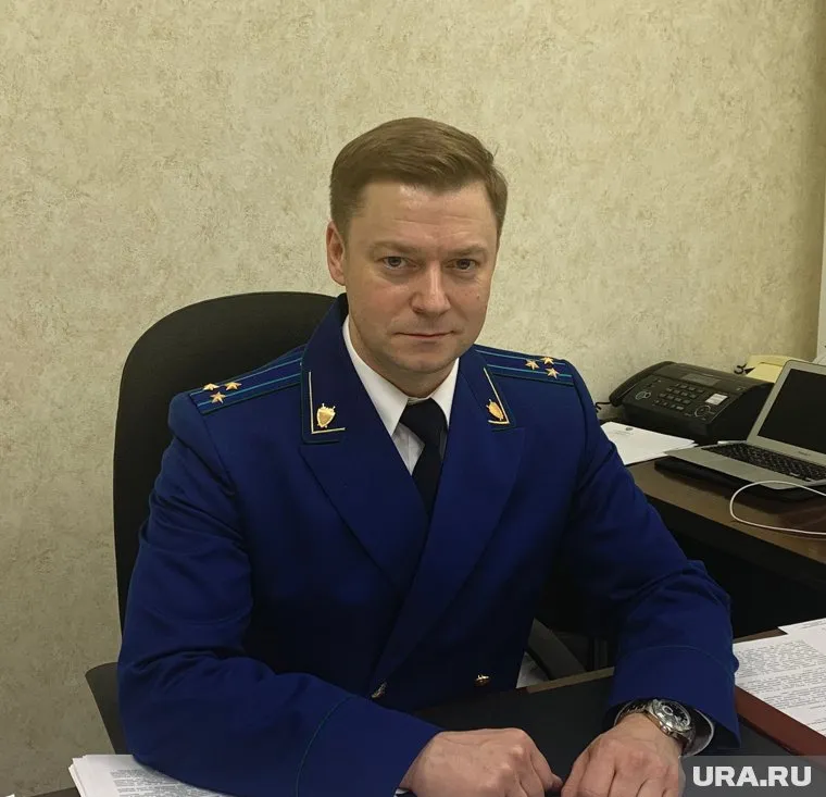 Барзенцов служит в прокуратуре с 2002 года