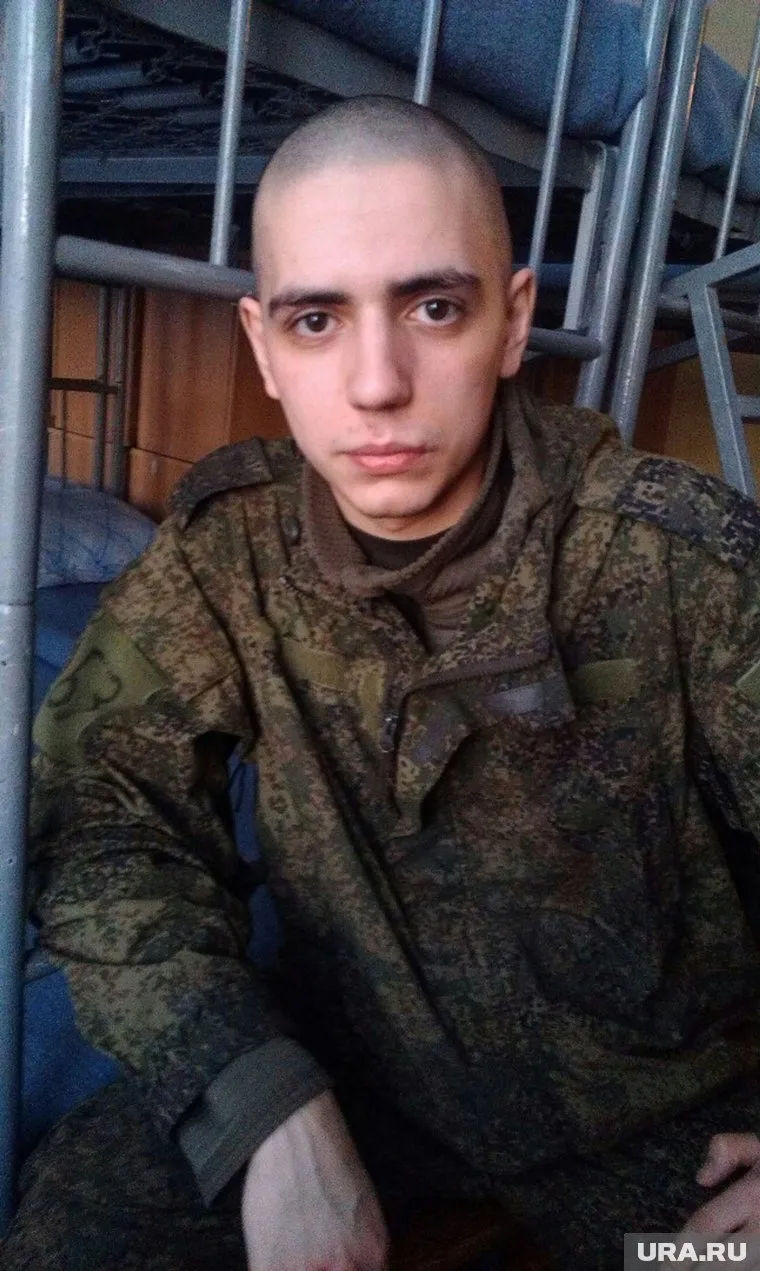 Артем Пахотин оставил матери сообщение, что над ним издеваются