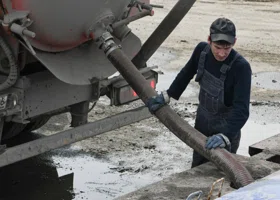 Жители Березовского утопают в фекалиях