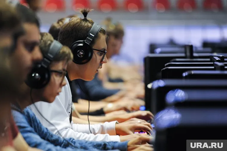 За взлом системы сотрудника завода приговорили к крупному штрафу