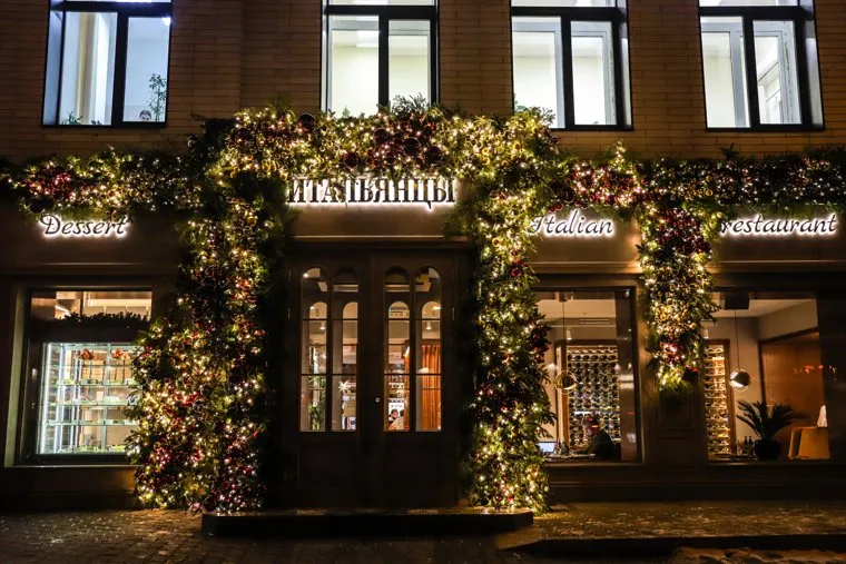 Новогоднее оформление кафе и ресторанов. Екатеринбург