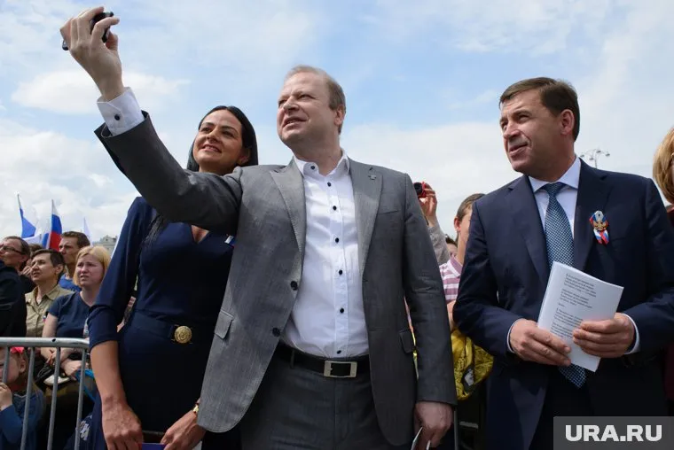 Ольга Глацких (слева) может лишиться должности после своих слов