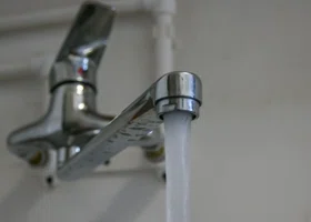 Мэр Сургута потребовал от подчиненных покончить с грязной водой в домах горожан