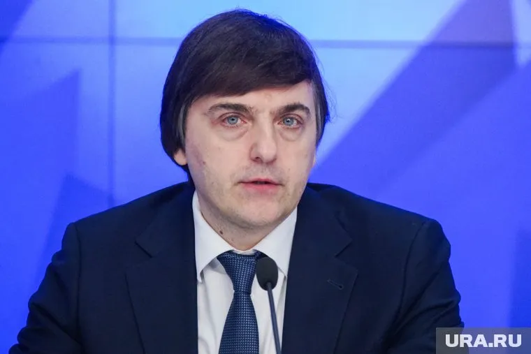 Глава Минобразования заявил о новом учебнике истории