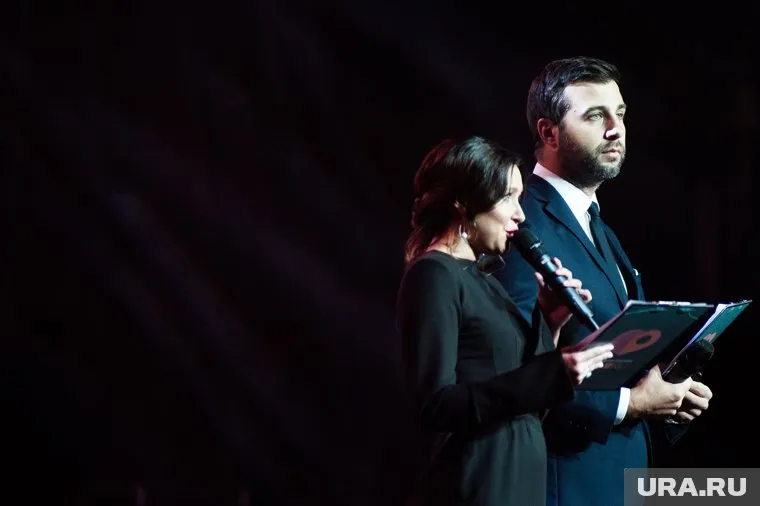 Иван Ургант показал новую версию картины «Запорожцы»